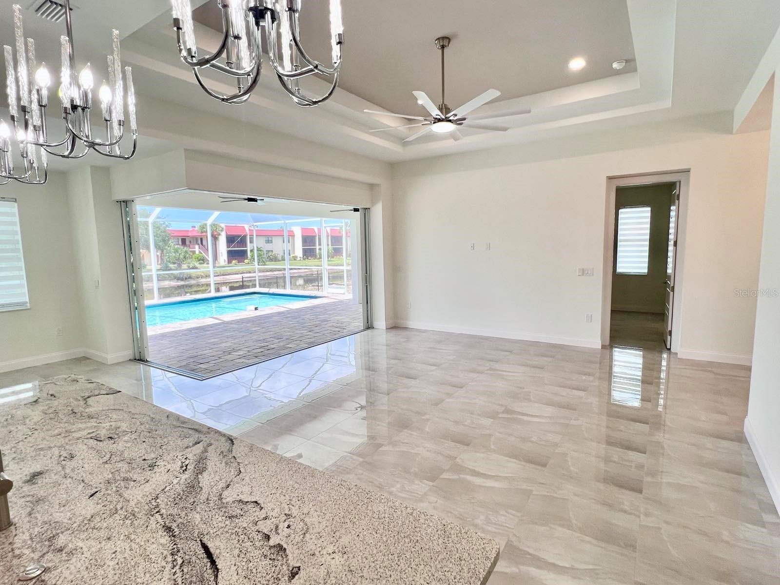 ROTONDA WEST OAKLAND HILLS - Residential