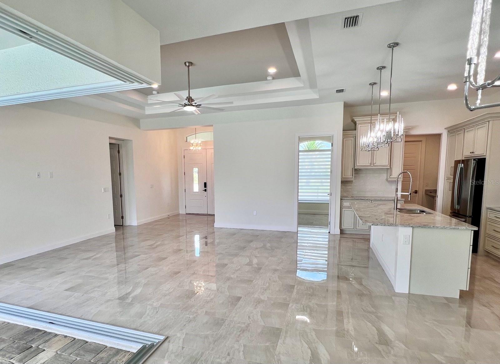 ROTONDA WEST OAKLAND HILLS - Residential