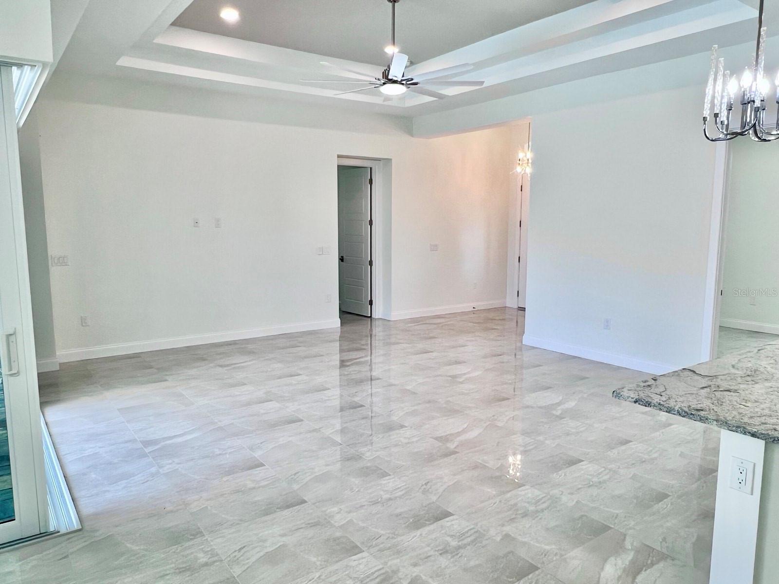 ROTONDA WEST OAKLAND HILLS - Residential