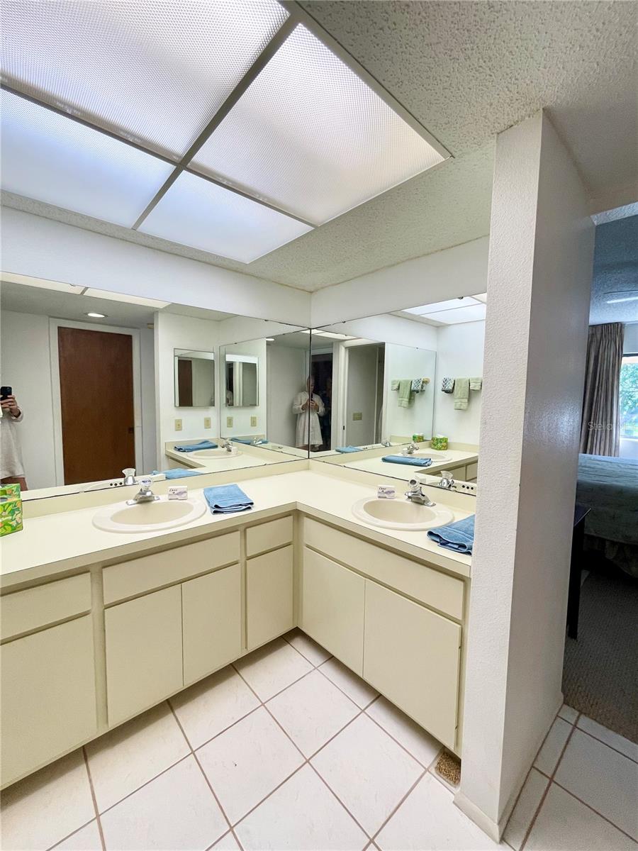 WILLOW GREEN - Residential