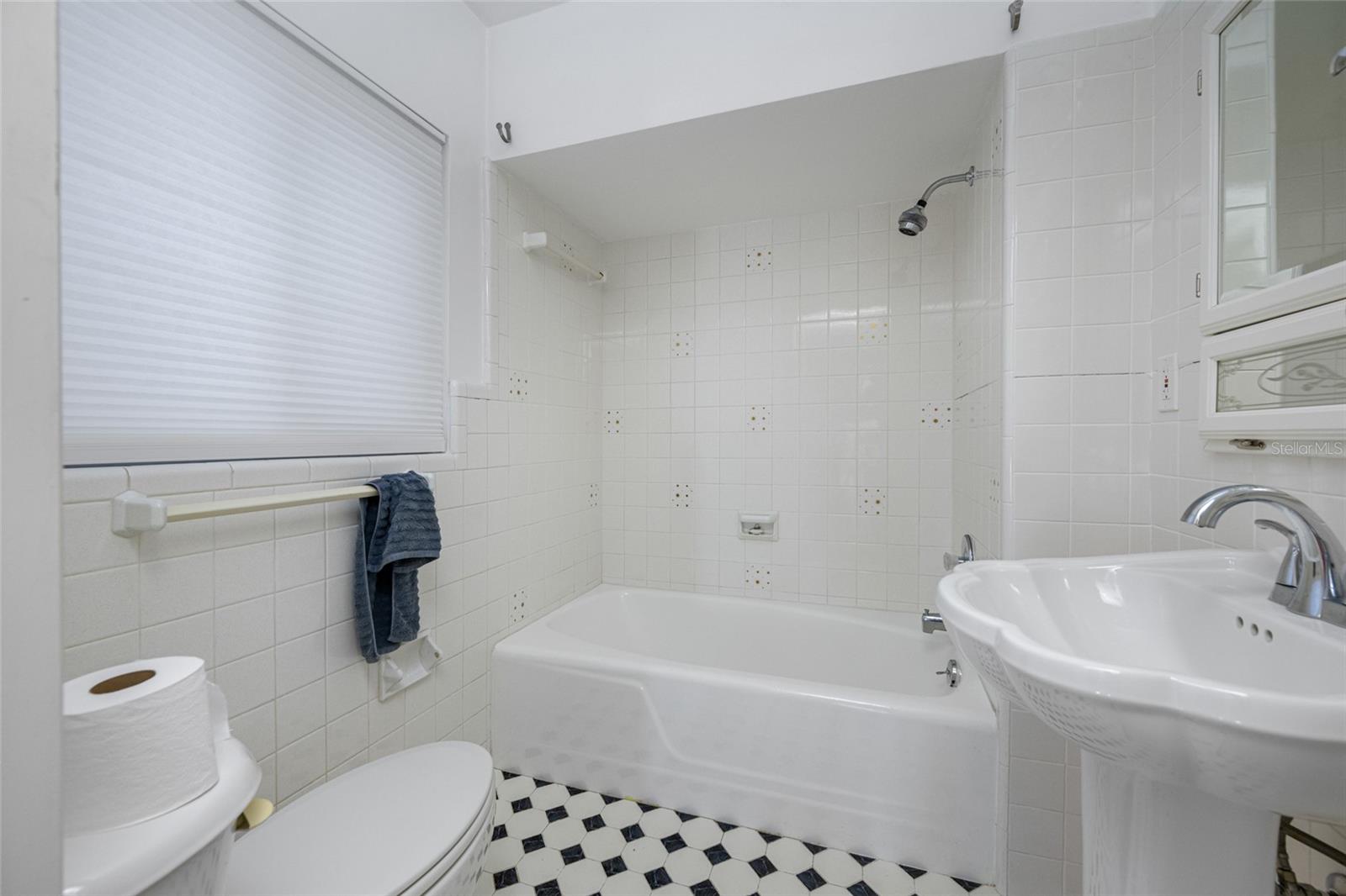 BAHIA SHORES 2ND ADD - Residential