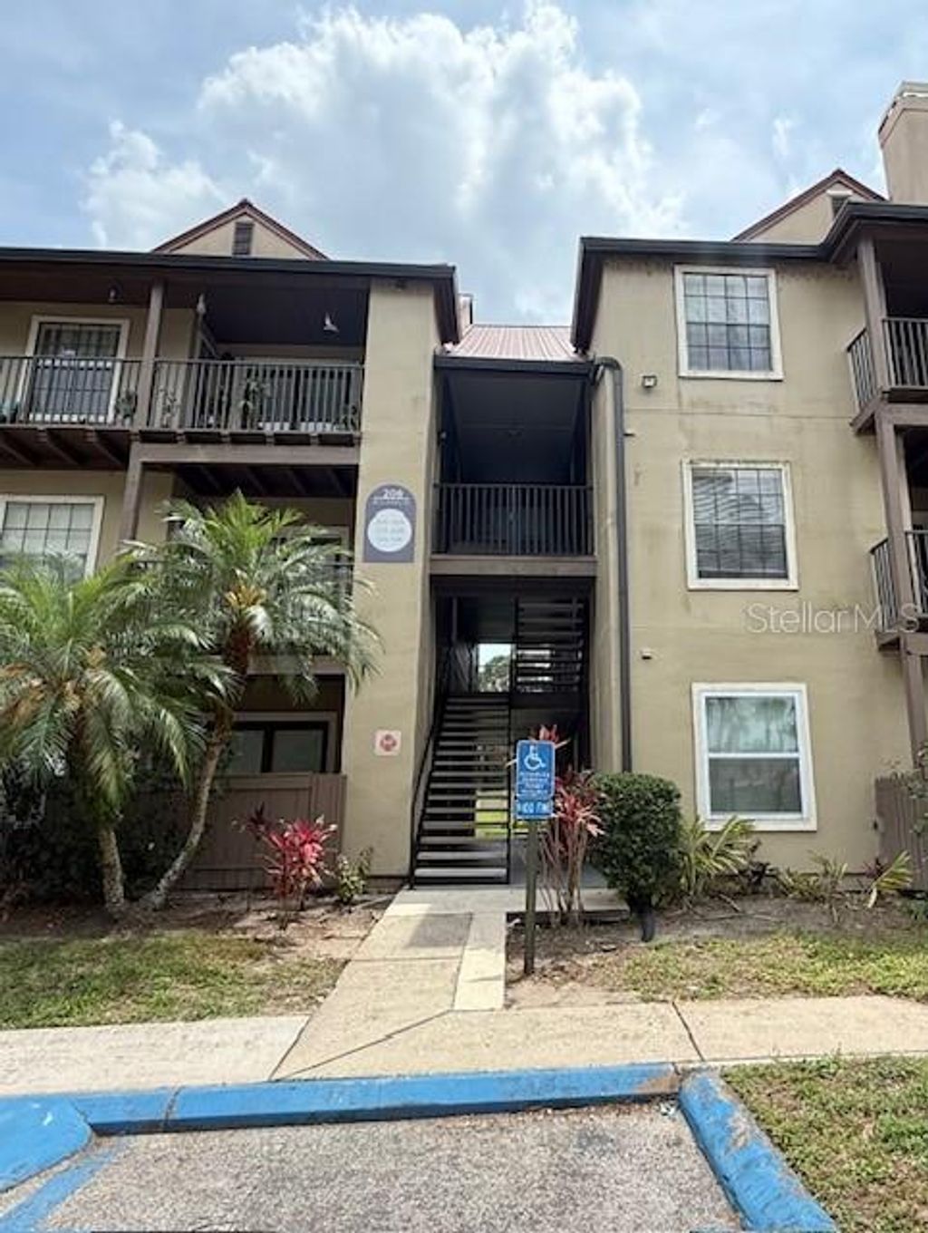 Photo of 208 Afton Square #307, Altamonte Springs, FL 32714 (MLS # O6366733)