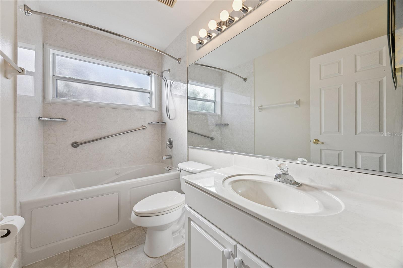 ASHLEY COVE UNIT 3 - Residential