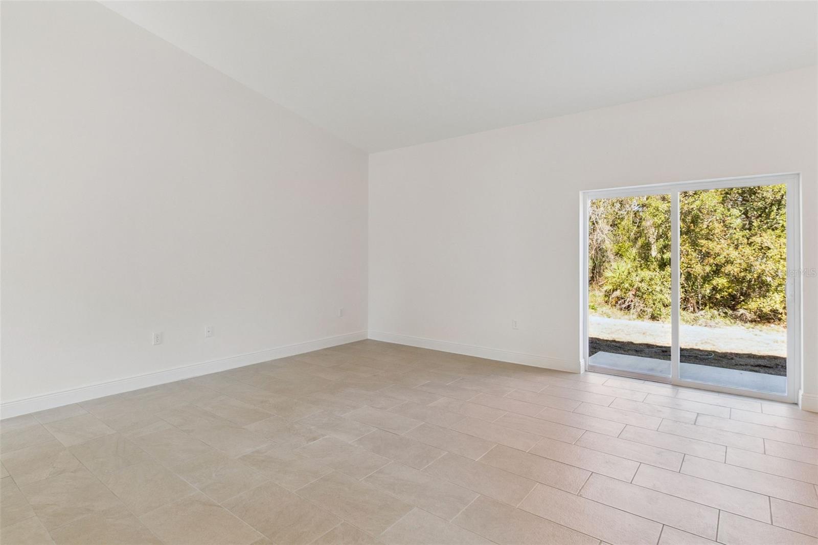 HAF HOP UNIT 2 - Residential