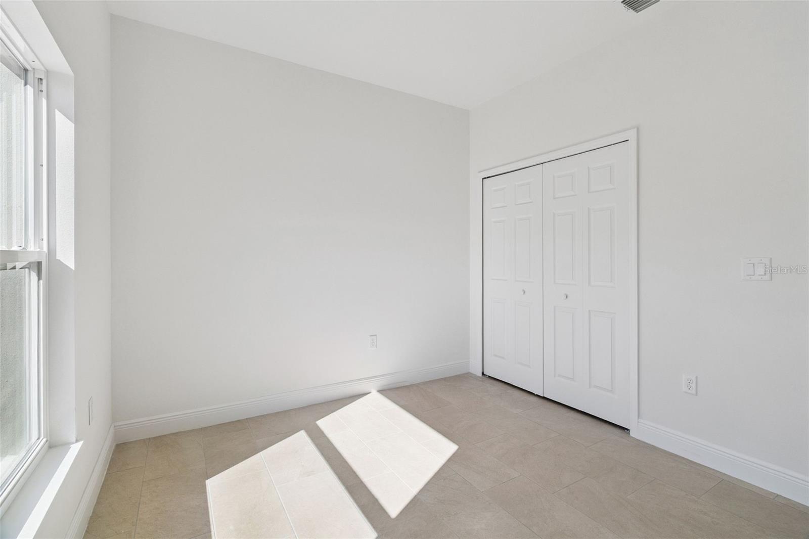 HAF HOP UNIT 2 - Residential