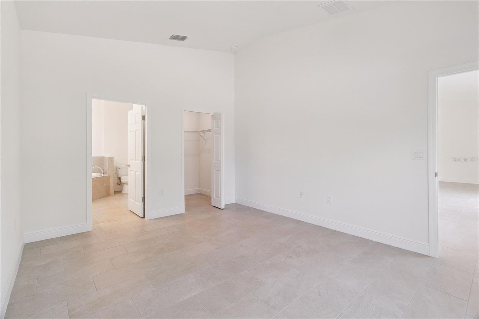 HAF HOP UNIT 2 - Residential