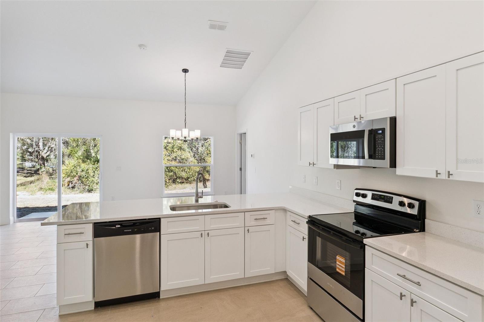 HAF HOP UNIT 2 - Residential