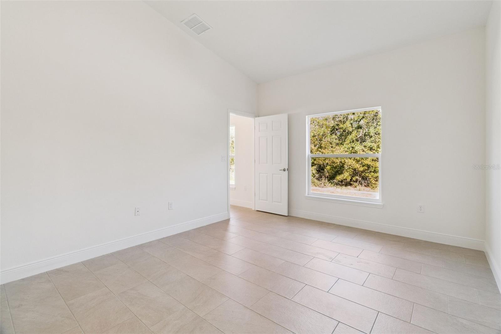 HAF HOP UNIT 2 - Residential