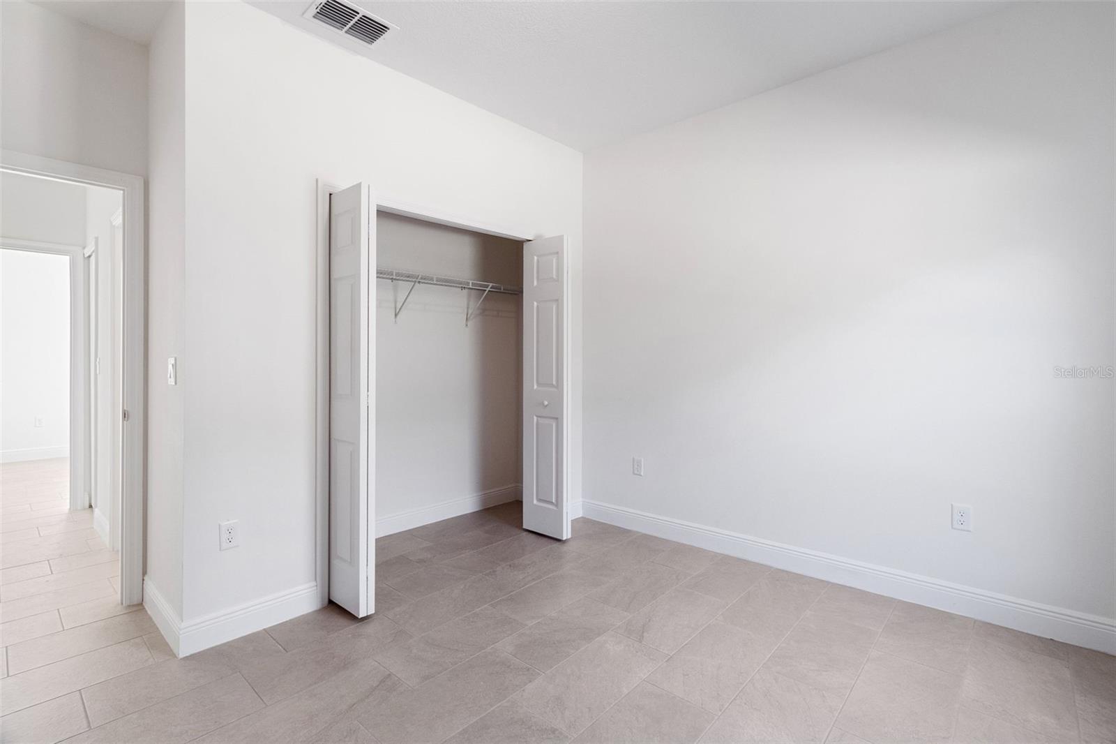 HAF HOP UNIT 2 - Residential