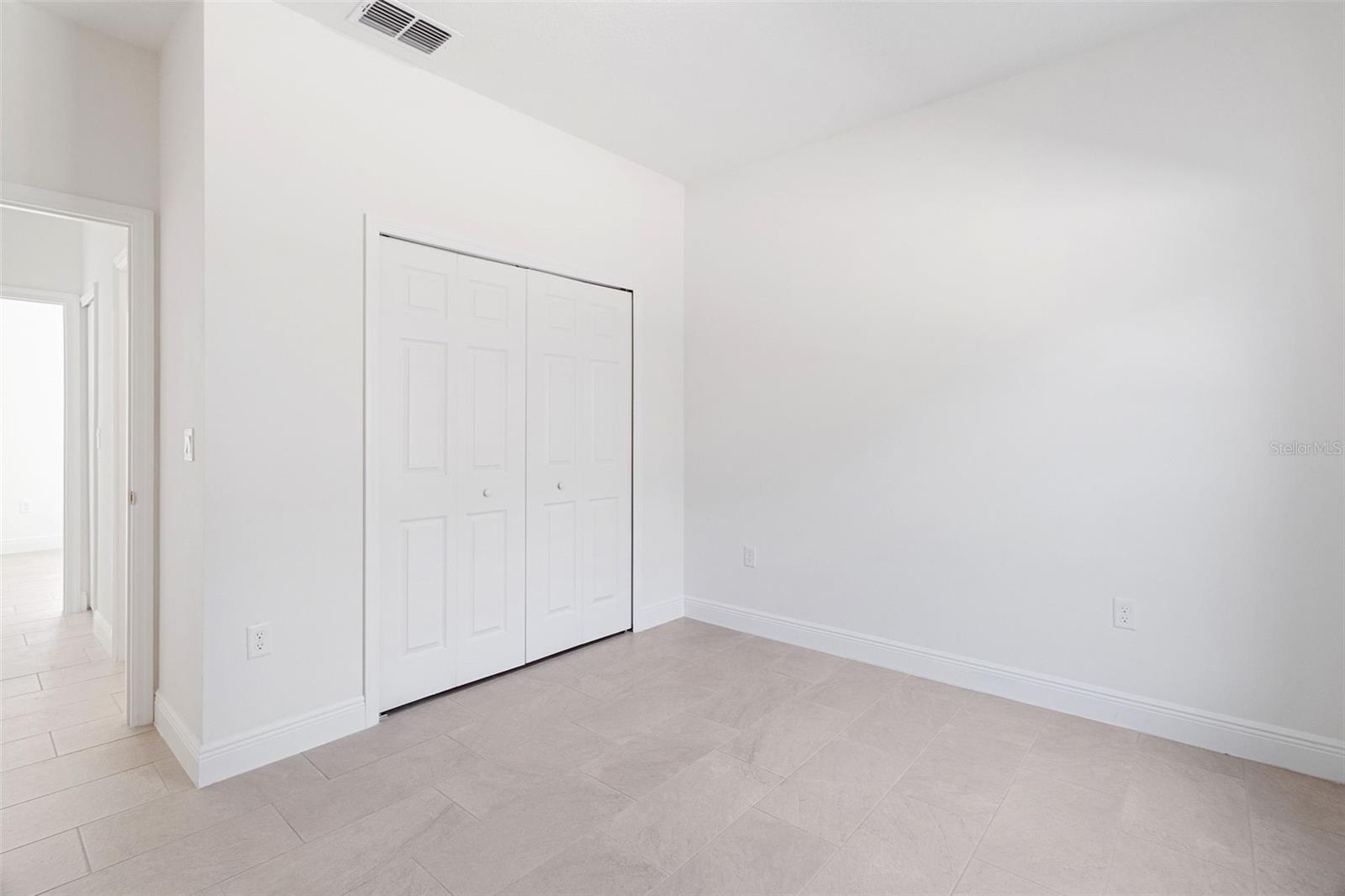 HAF HOP UNIT 2 - Residential