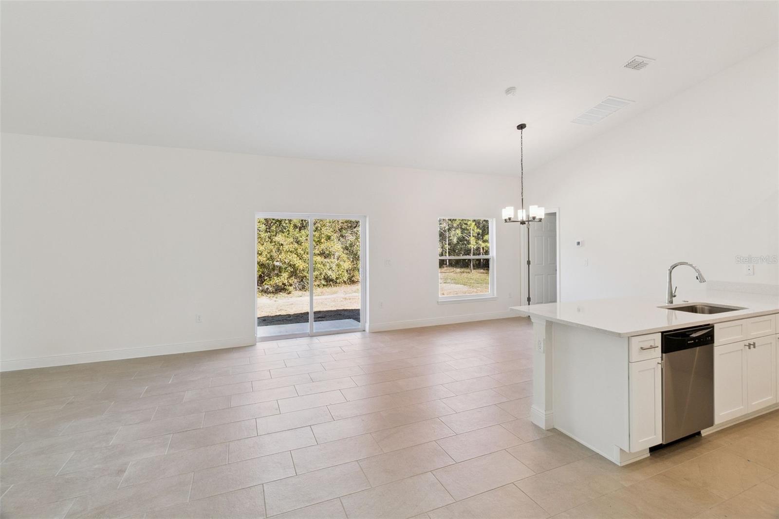 HAF HOP UNIT 2 - Residential