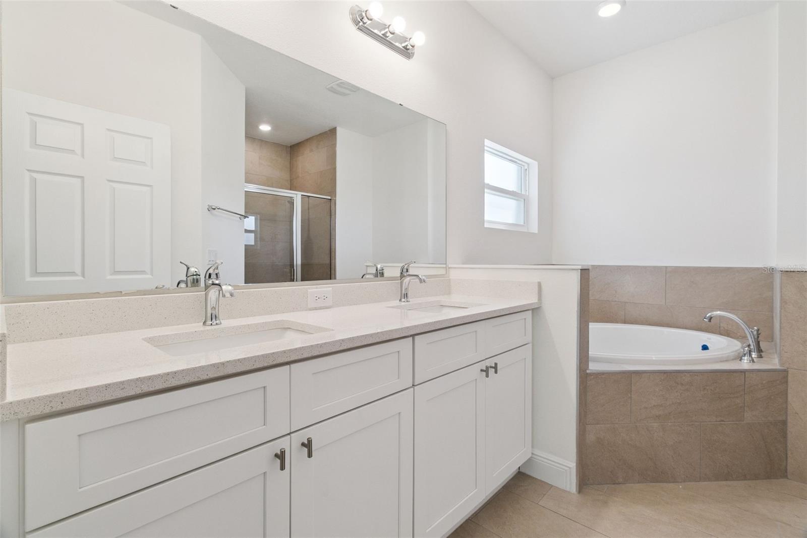 HAF HOP UNIT 2 - Residential