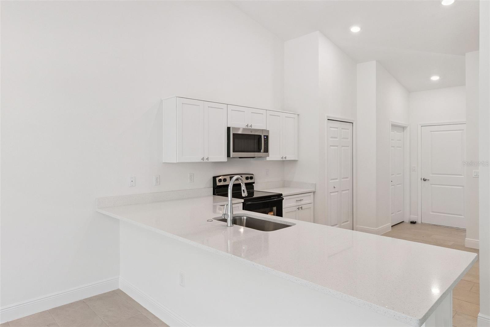 HAF HOP UNIT 2 - Residential