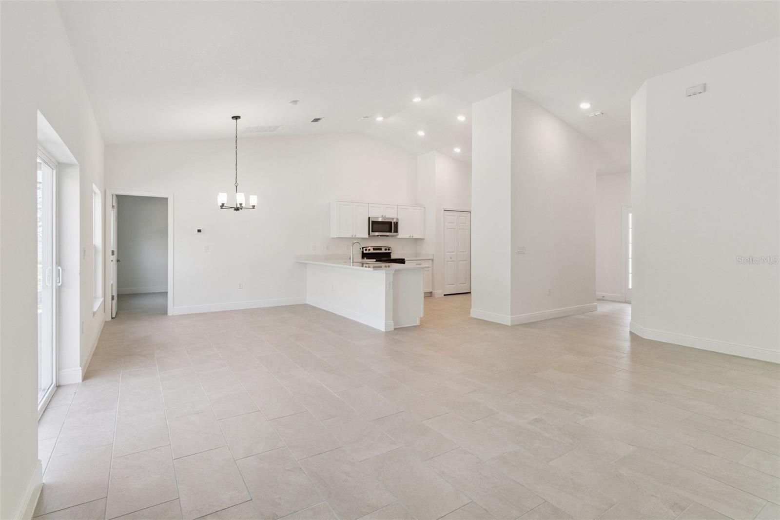 HAF HOP UNIT 2 - Residential