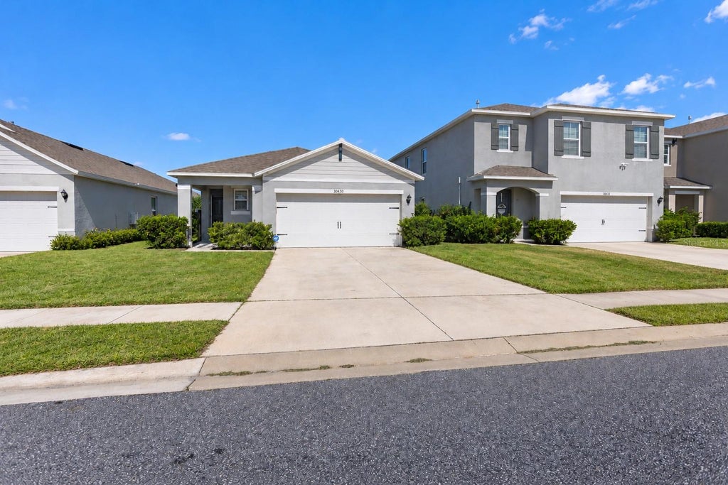 Photo of 30430 Pintail Drive, Leesburg, FL 34748 (MLS # O6452518)