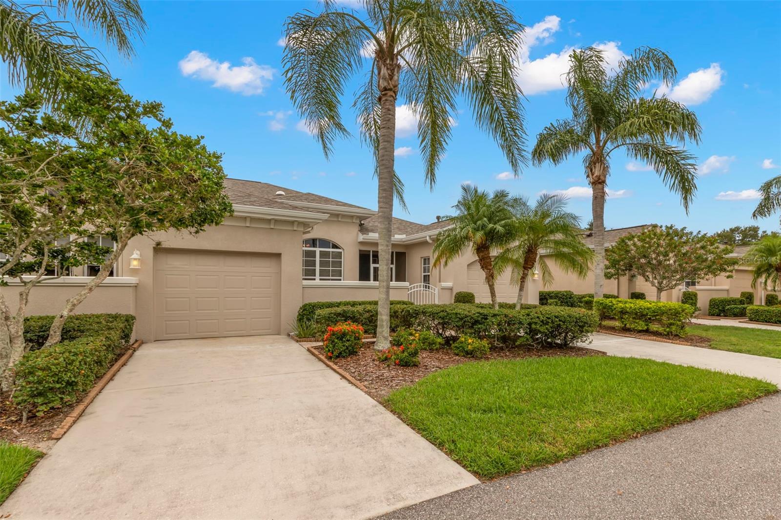 2290 SIFIELD GREENS WAY