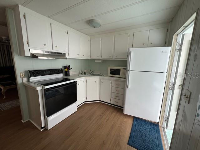 LAKE HIGHLANDER MOBILE HOME PARK UNREC - Residential