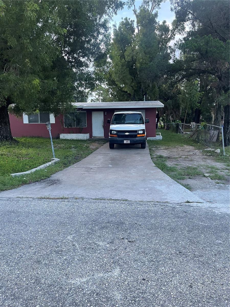 SOUTH GATE - Residential