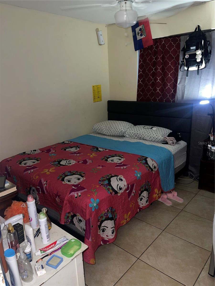 SOUTH GATE - Residential