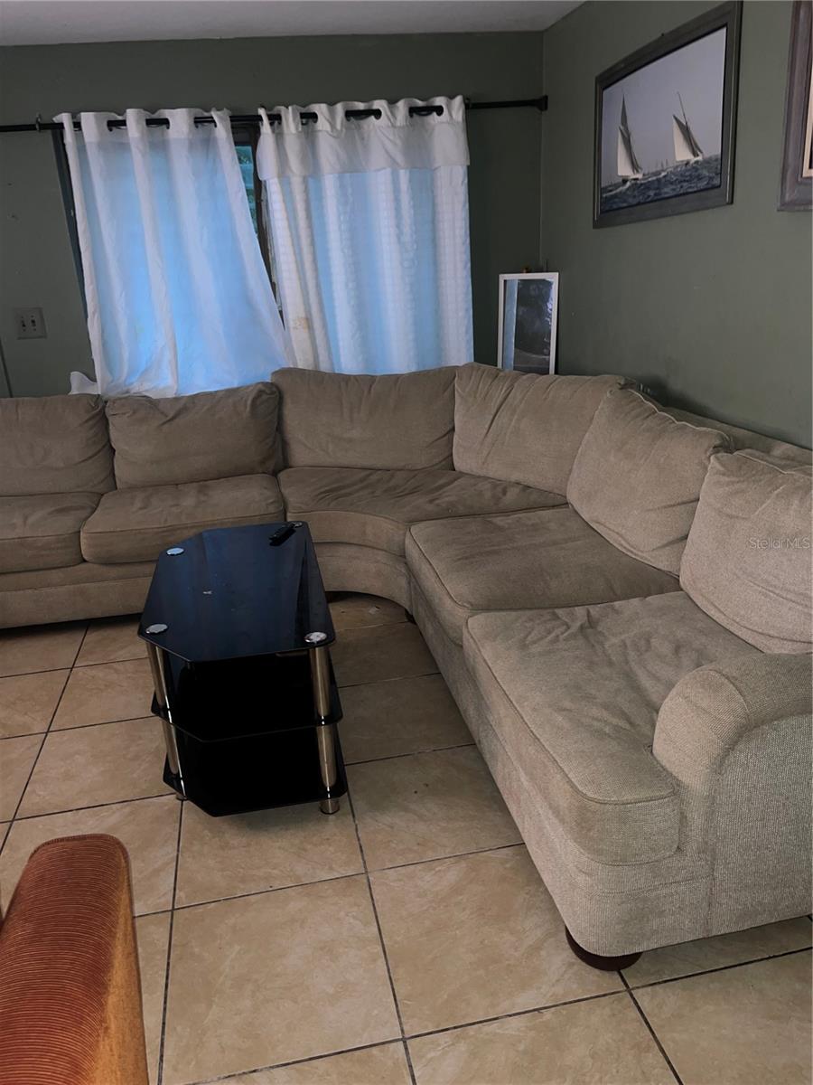 SOUTH GATE - Residential