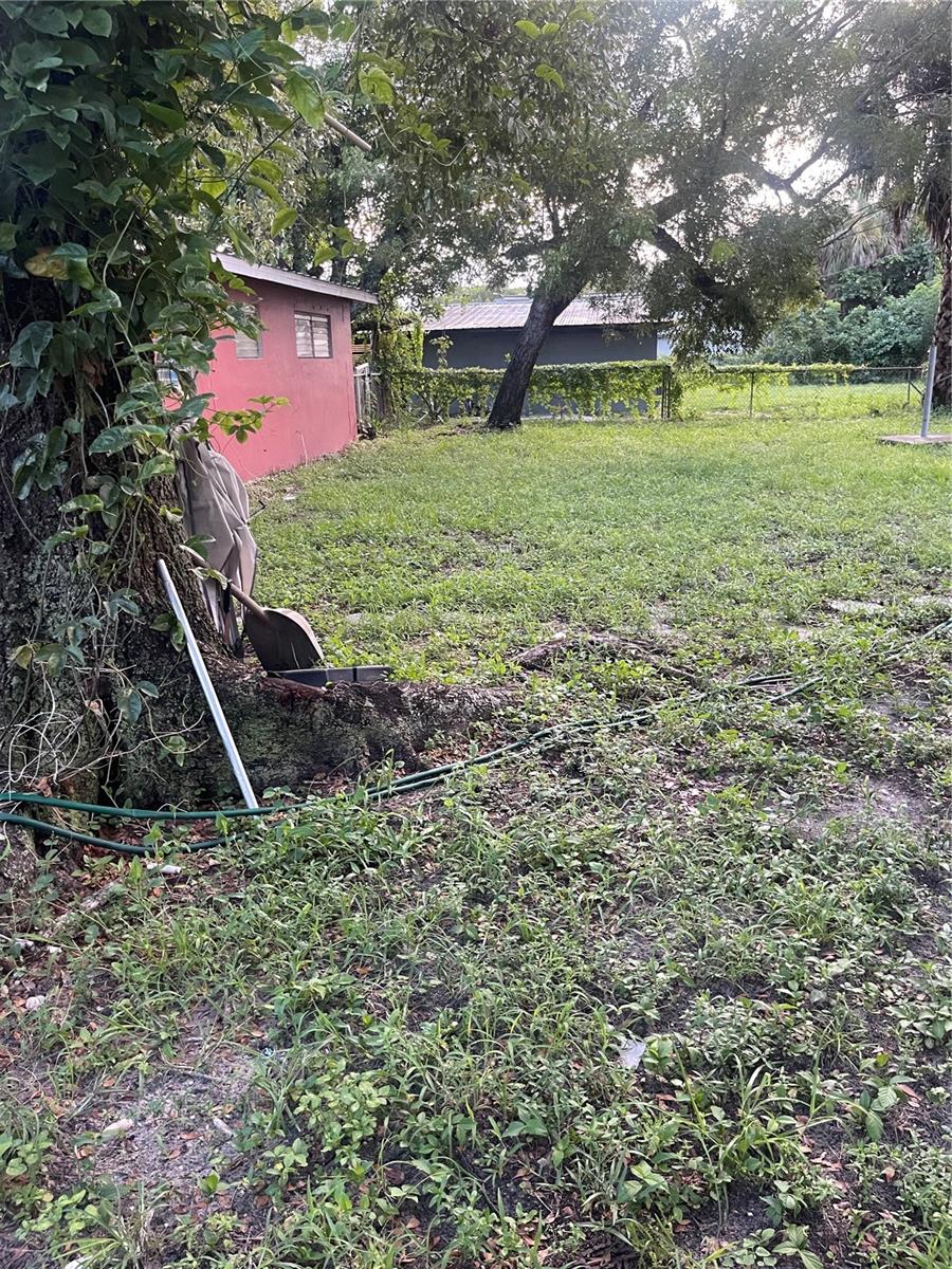 SOUTH GATE - Residential