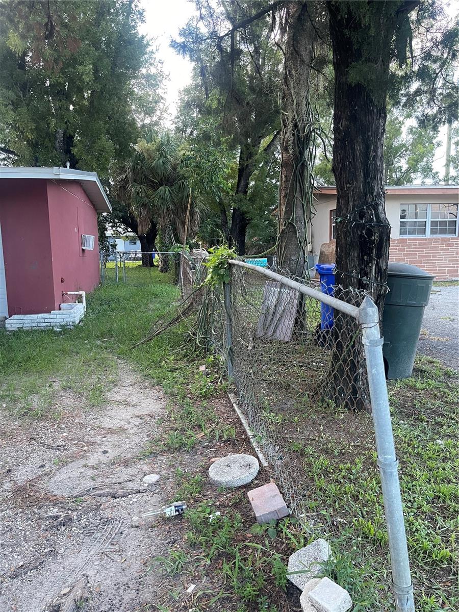 SOUTH GATE - Residential