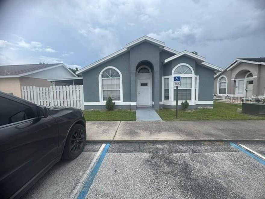 4 Bedroom, 2 Bathroom, Gated Community with Pool. A minute to school, shopping centers.