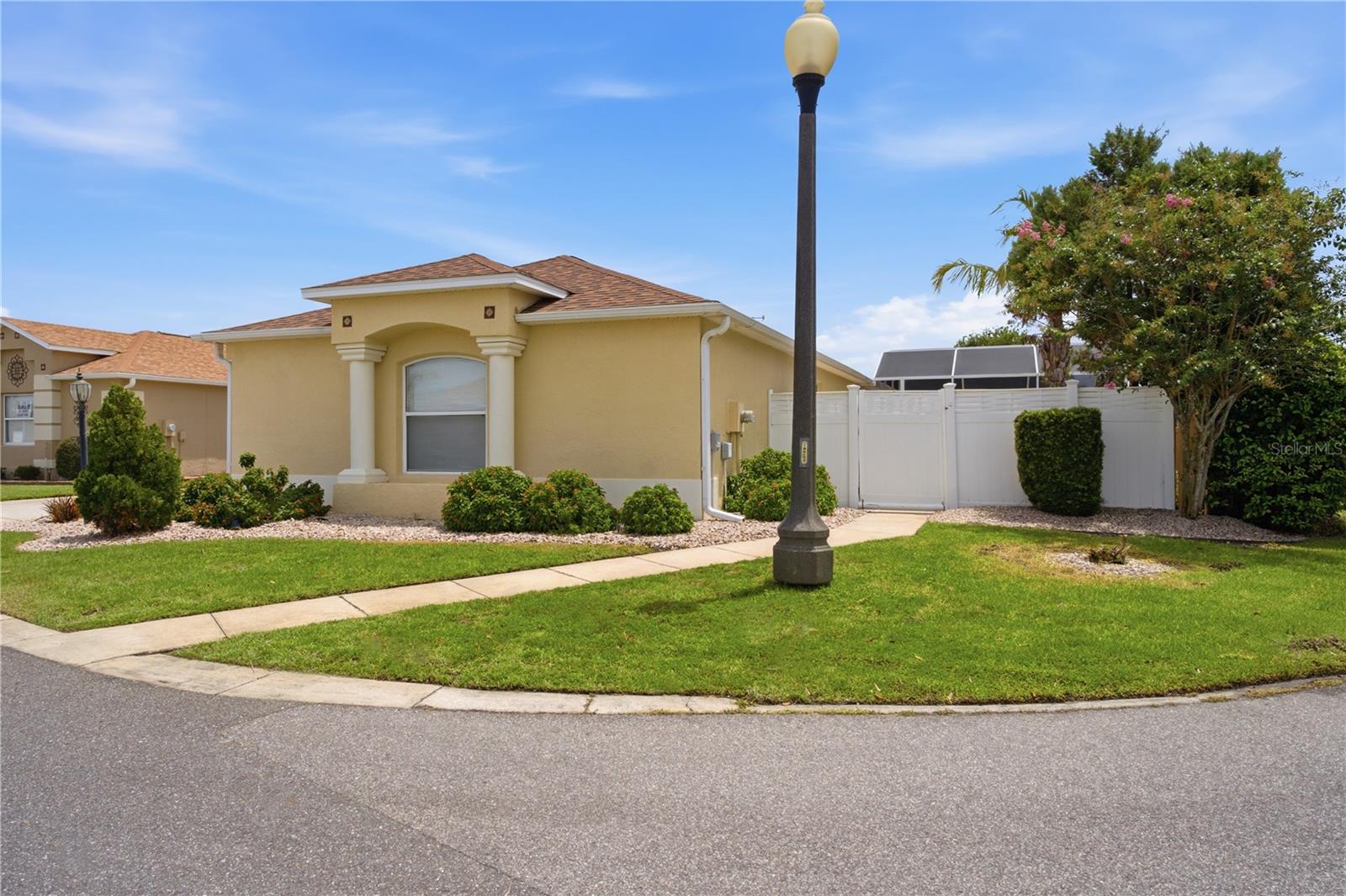 2739 ALANDARI LANE