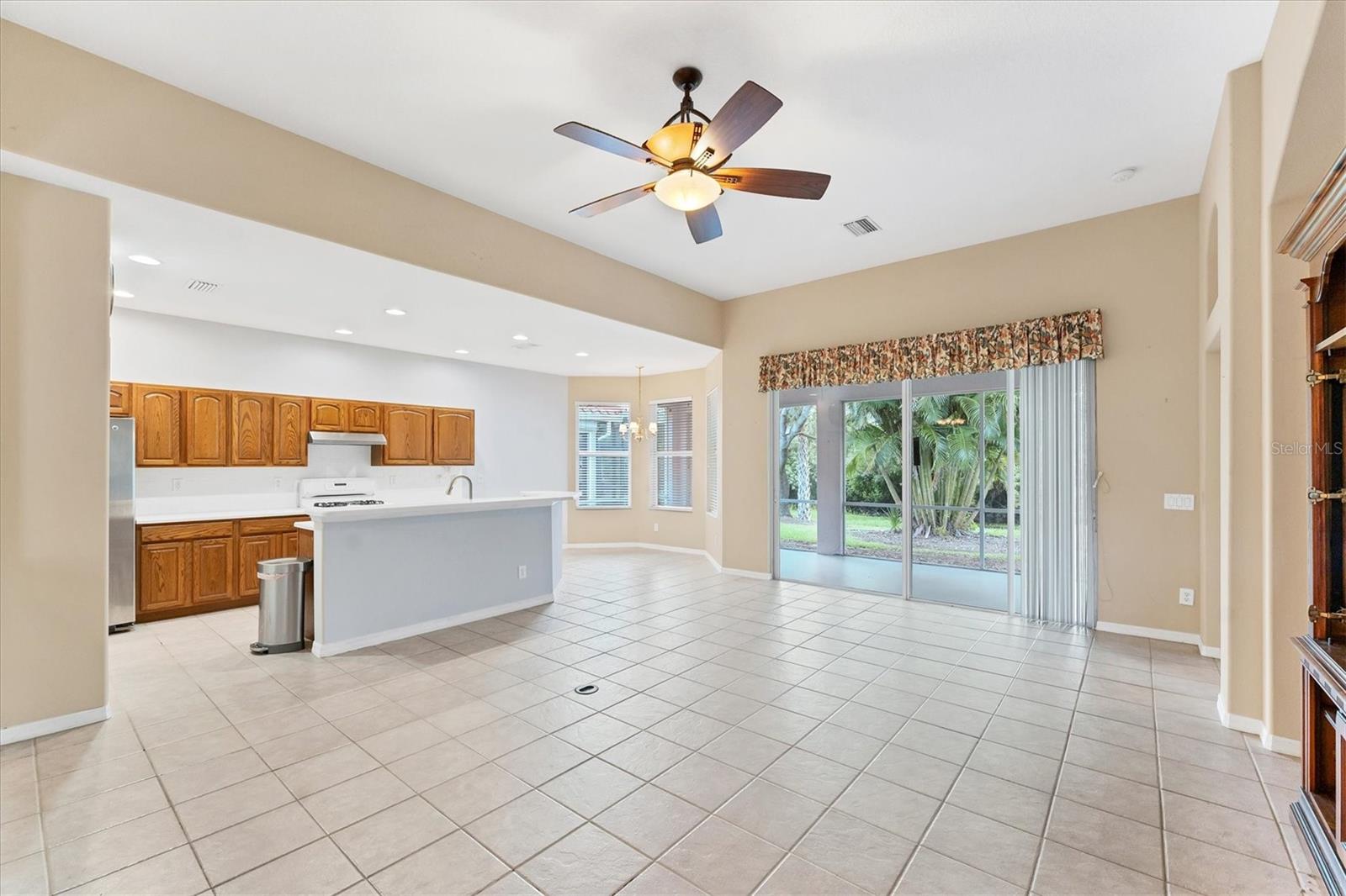 5271 LAUREL OAK COURT
