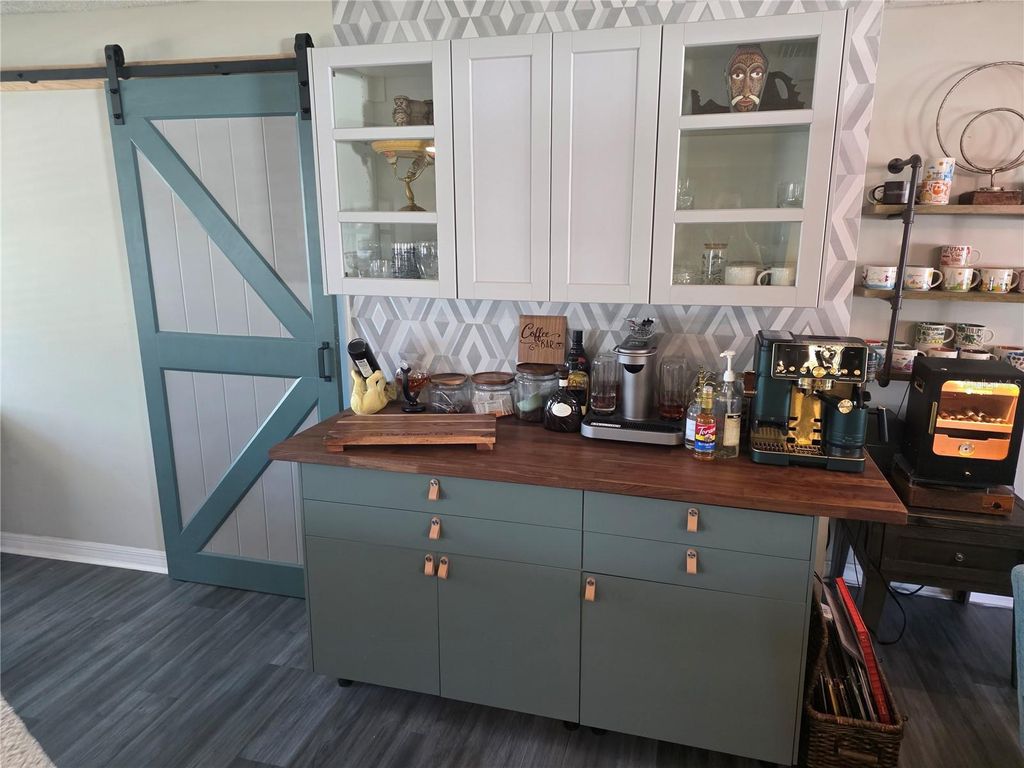 Photo of 6301 S Renellie Court, Tampa, FL 33616 (MLS # TB8460094)