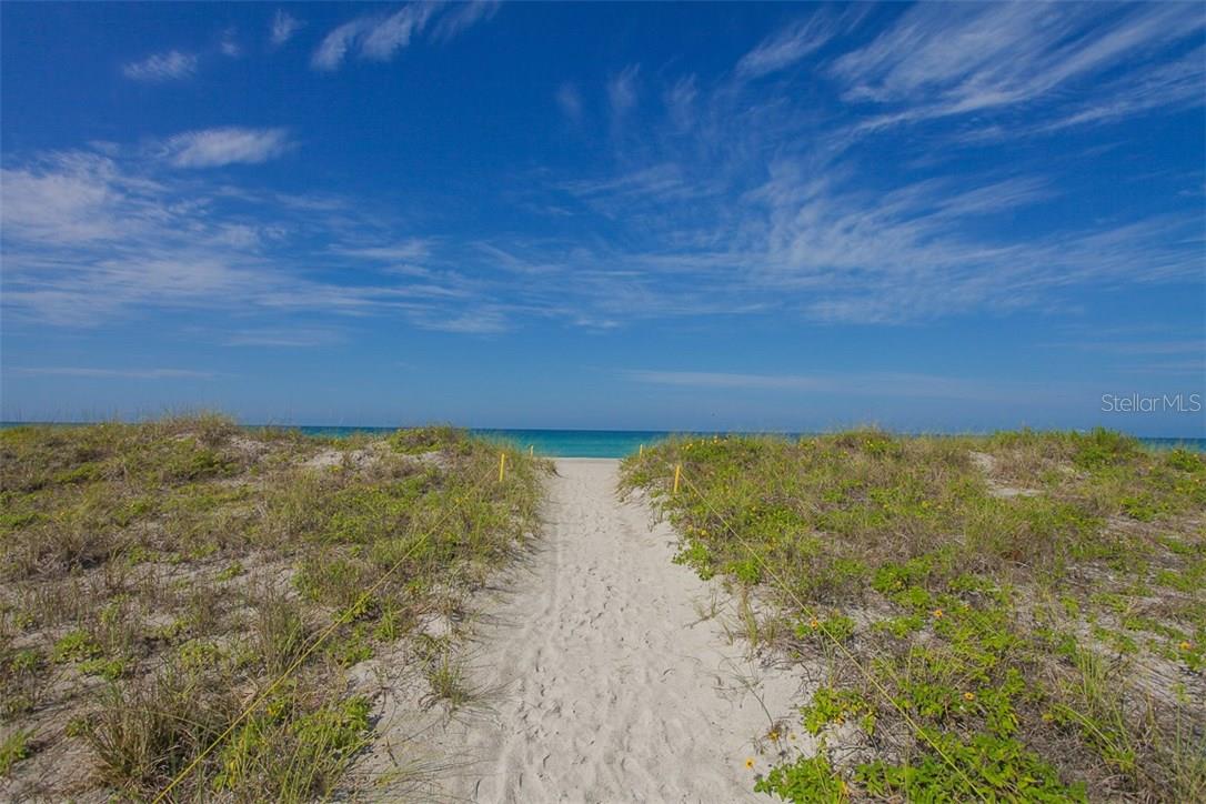 HARBOUR OAKS - Residential Lease