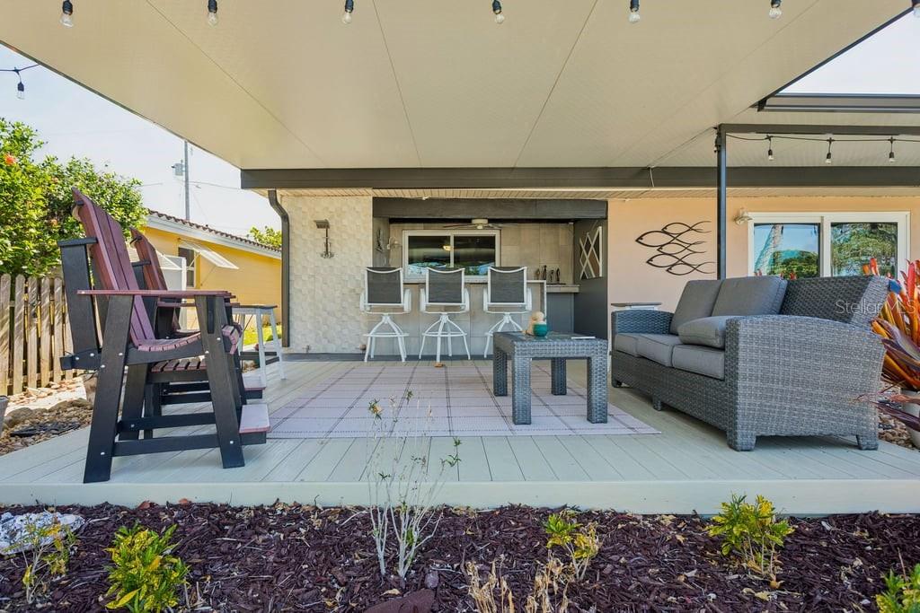 FLOR A MAR - Residential