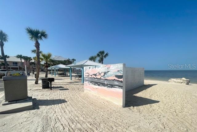 FLOR A MAR - Residential