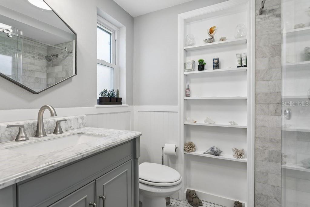 FLOR A MAR - Residential