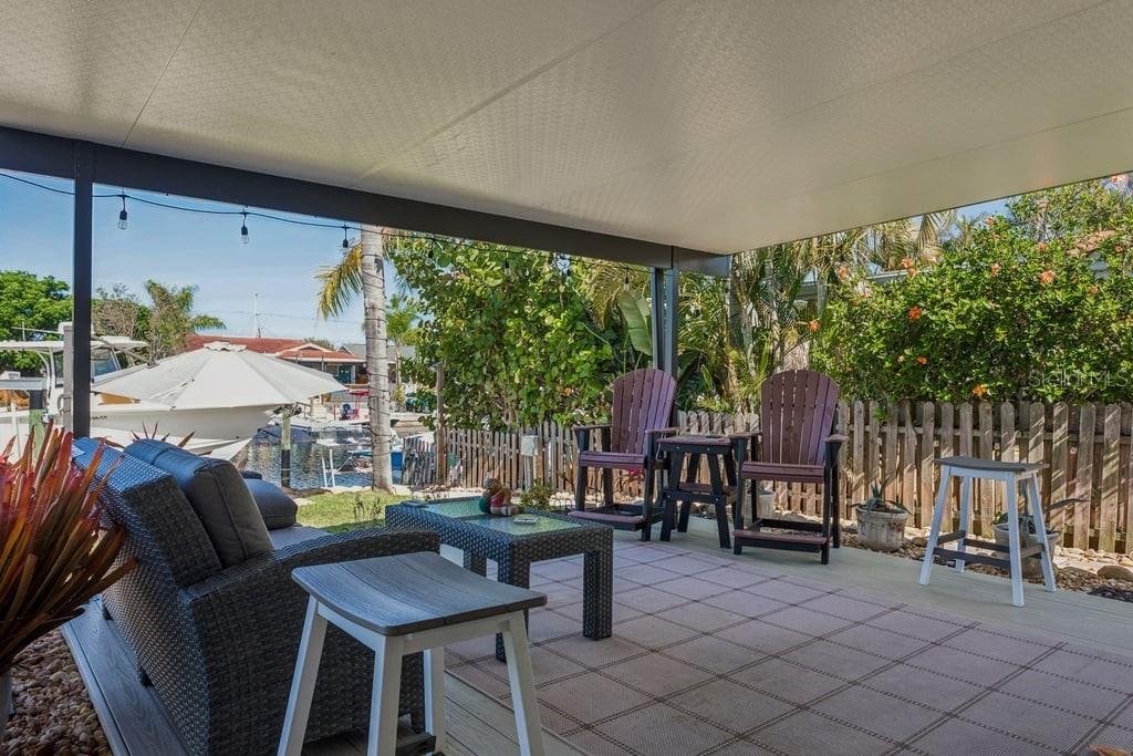 FLOR A MAR - Residential