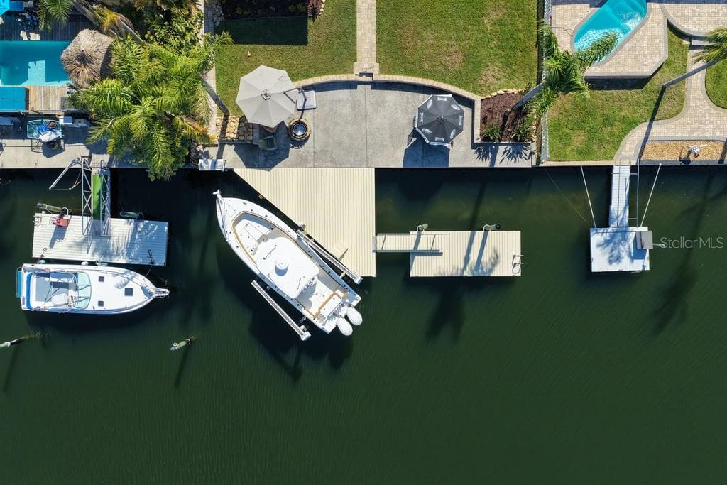 FLOR A MAR - Residential