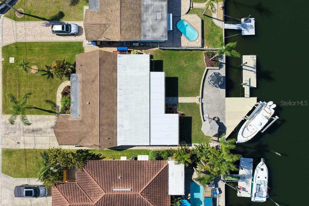 FLOR A MAR - Residential