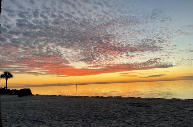 FLOR A MAR - Residential