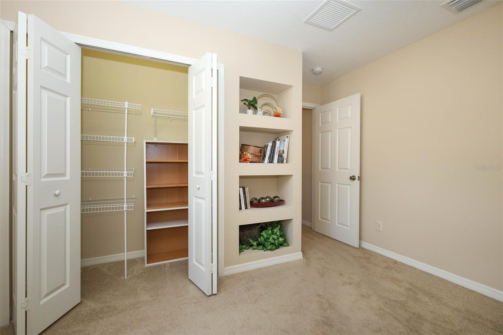 SCOTTISH HIGHLANDS CONDO PH A & AA - Residential