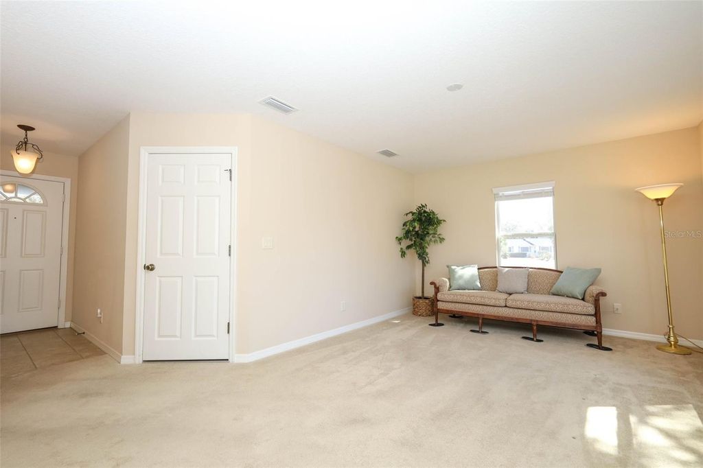 Photo of 67 Aberdeen Circle, Leesburg, FL 34788 (MLS # O6381733)