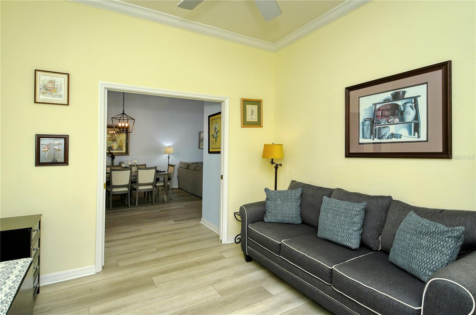 HERITAGE OAKS GOLF & COUNTRY CLUB - Residential