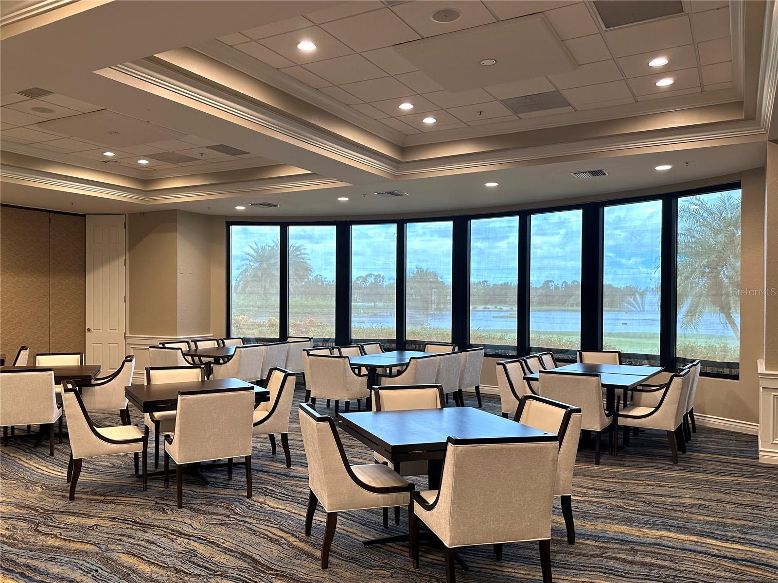 HERITAGE OAKS GOLF & COUNTRY CLUB - Residential