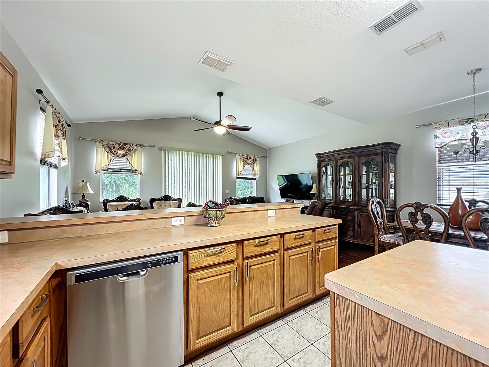 LOT 32 BLOCK A JUMPER CREEK MANOR PB 9 PGS 5-5B - Residential