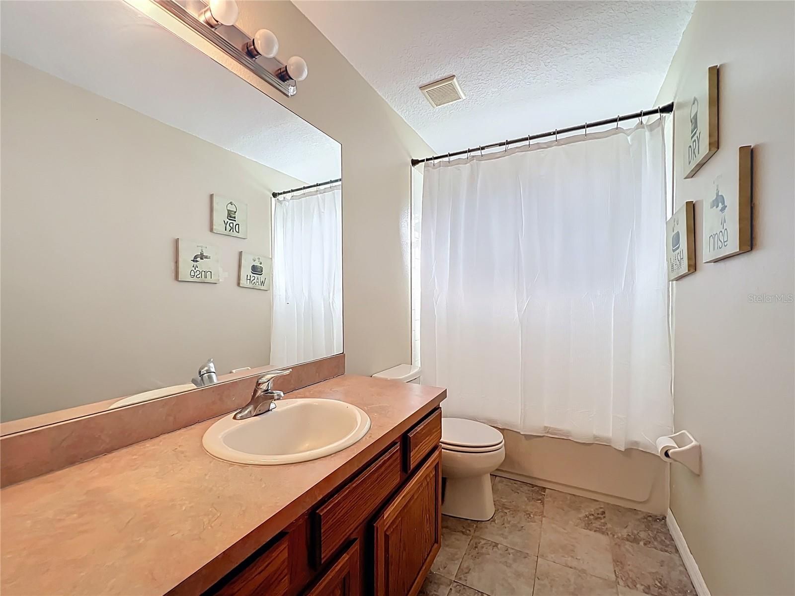 LOT 32 BLOCK A JUMPER CREEK MANOR PB 9 PGS 5-5B - Residential