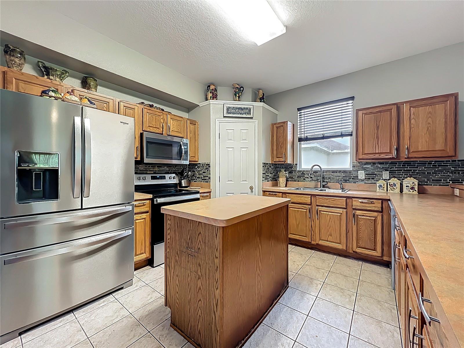 LOT 32 BLOCK A JUMPER CREEK MANOR PB 9 PGS 5-5B - Residential