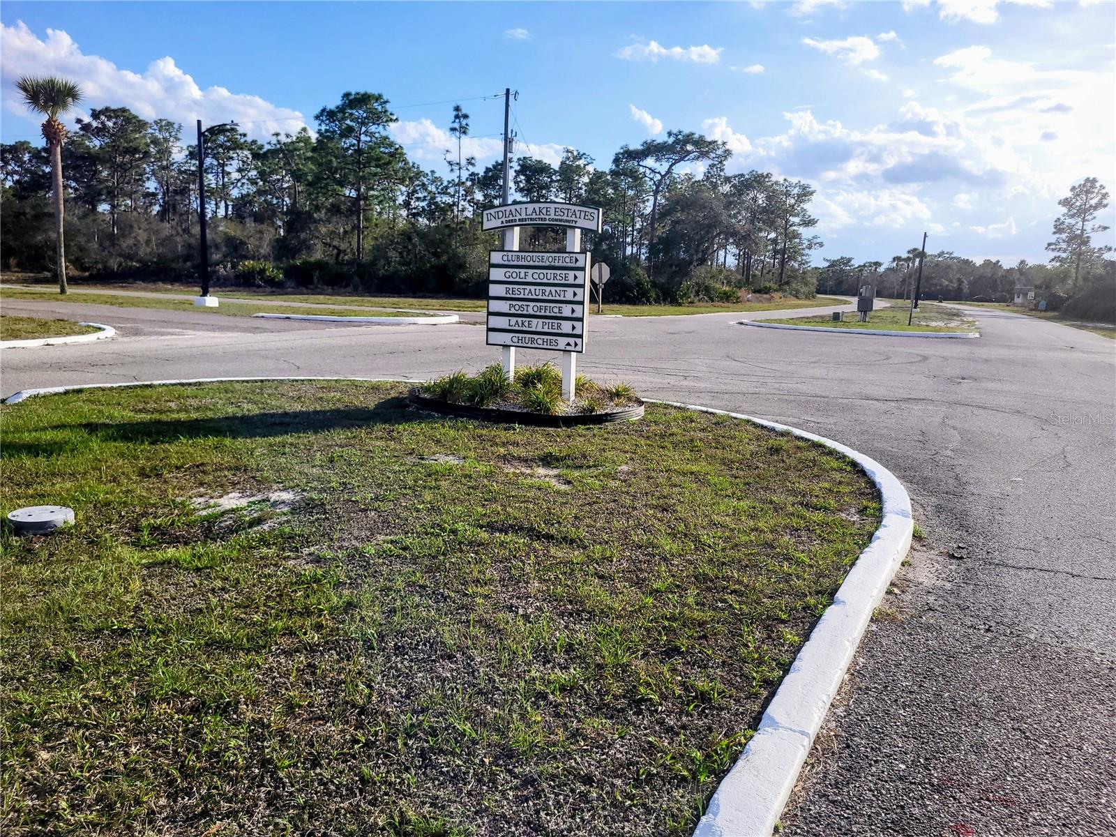 INDIAN LAKE ESTATES - Land