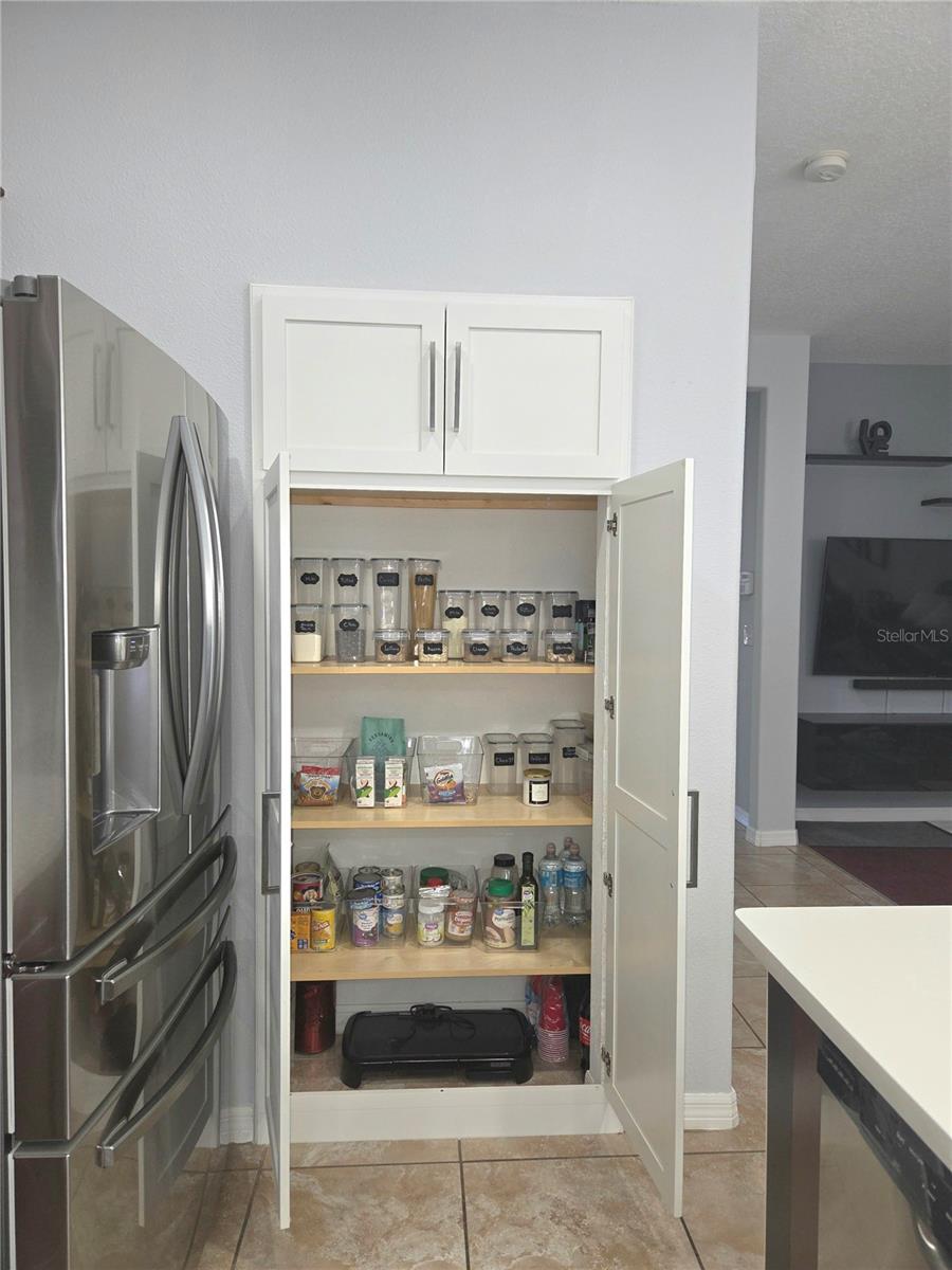 SAVANNAH LNDGS - Residential