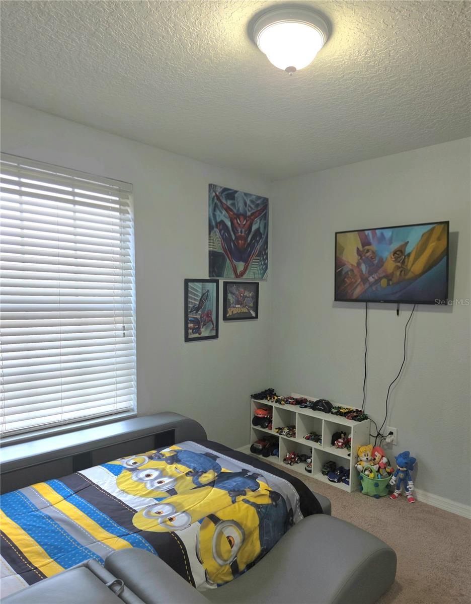 SAVANNAH LNDGS - Residential