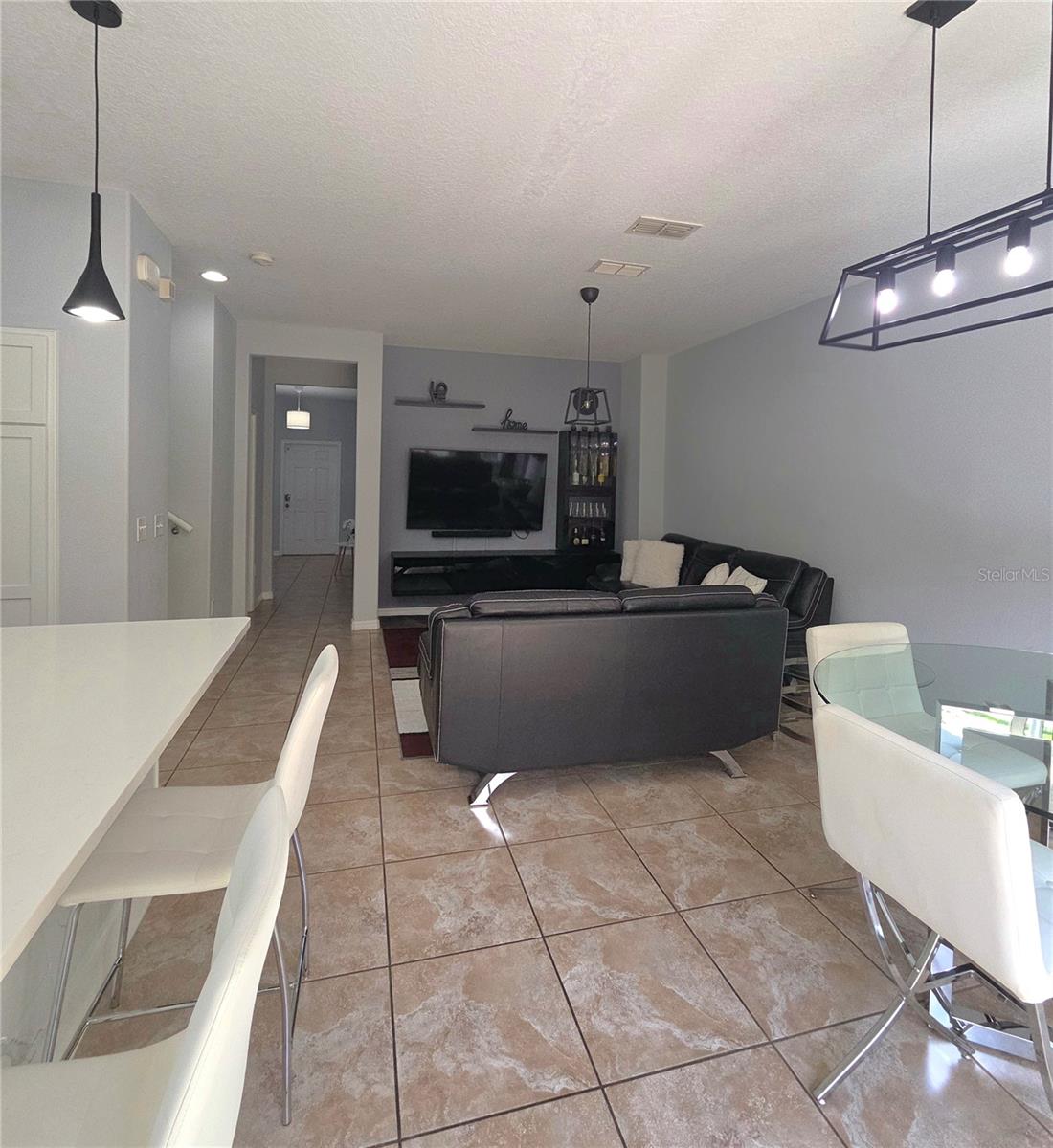 SAVANNAH LNDGS - Residential