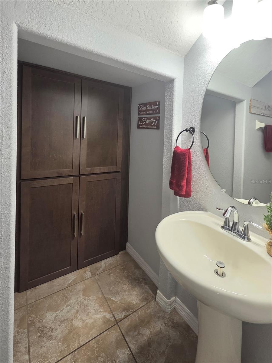 SAVANNAH LNDGS - Residential